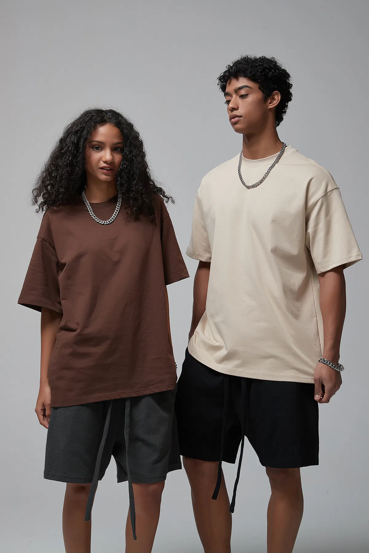 High-Quality Cotton Blank T-Shirt Bulk Wholesale for Custom Embroidery and Printing Business