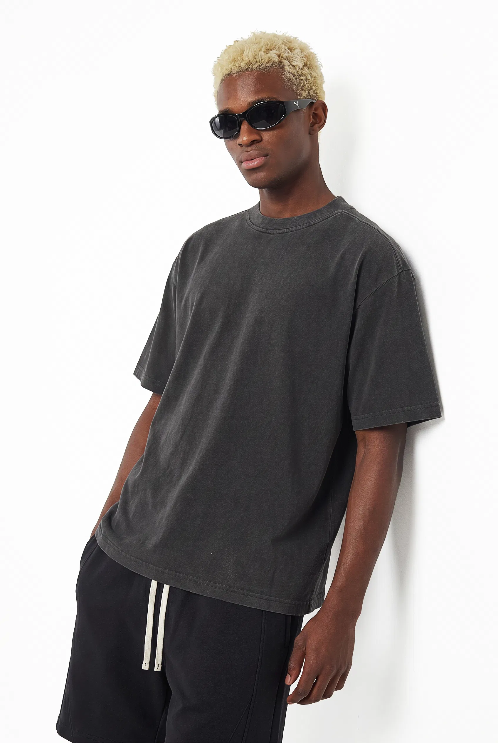 Oversized Retro High Street Cotton T-Shirt Custom DTG Design for Worldwide Wholesale Purchasers