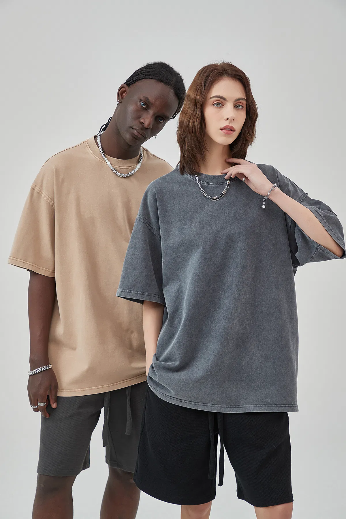 Drop Shoulder Unisex Loose Pure Cotton Tee Custom Art Embroidery DTG Large Quantity Wholesale Supply