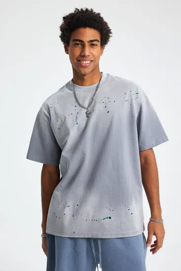 Loose Fit Streetwear T-Shirt with Unique Spray Faded Wash Color Design