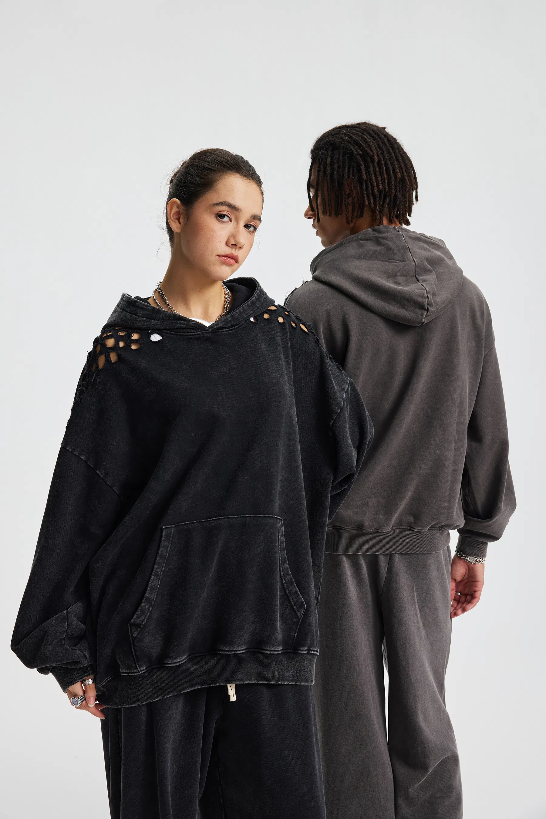 Distressed Snow Wash Kangaroo Pocket Hoodie Slash Cut Pure Cotton Custom Print Bulk