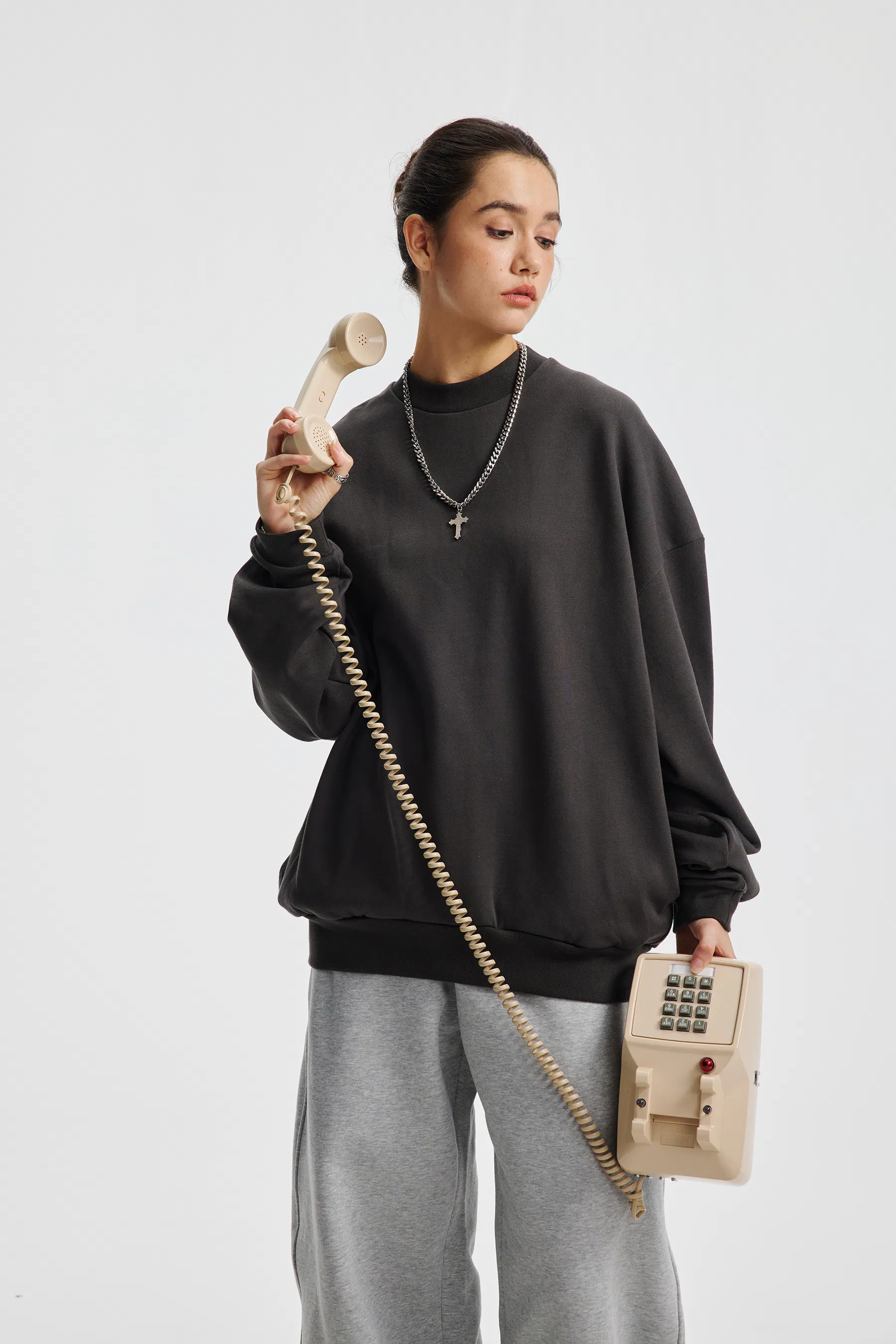 Classic Loose Long Sleeve Cotton Crew Sweatshirt Custom Logo Wholesale for Clothing Brands