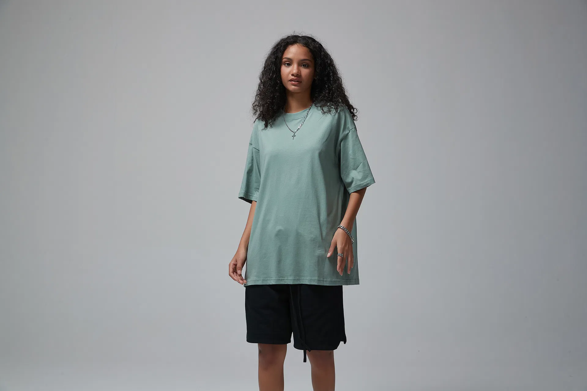 Oversize Minimal Loose Pure Cotton Tee Support Custom Logo Embroidery DTG Bulk Wholesale Order