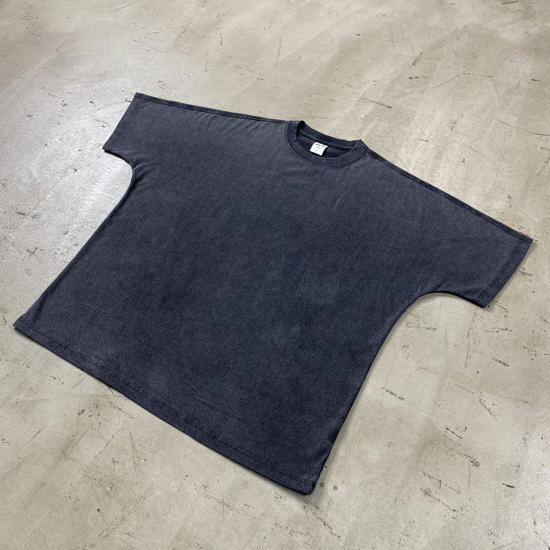 Multi-Size Loose Washed Pure Cotton Tee Customized Design DTG Embroidery for Reseller Bulk Purchase Needs