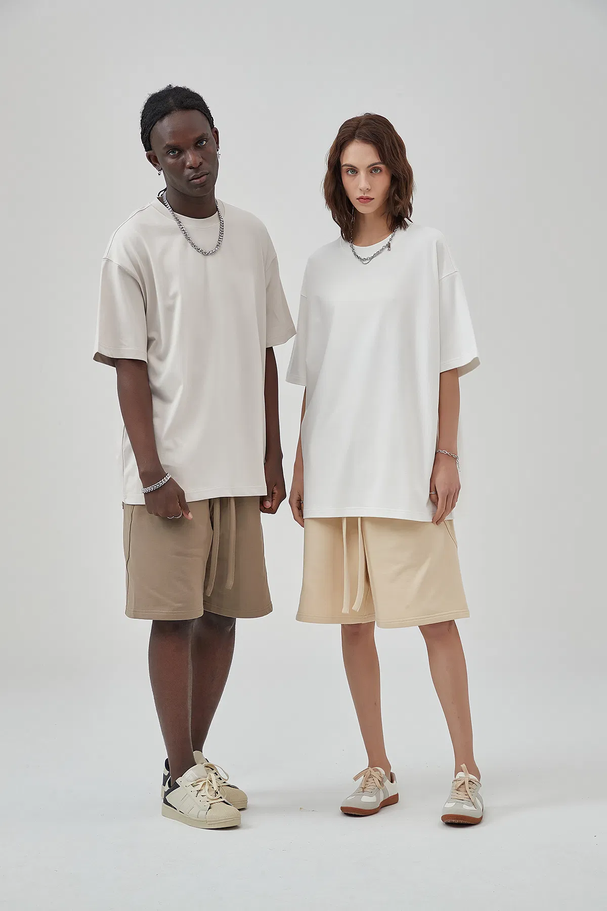 High-Quality Cotton Blank T-Shirt Bulk Wholesale for Custom Embroidery and Printing Business