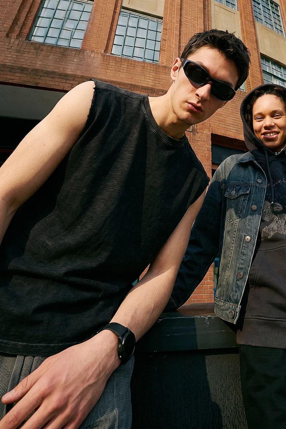 Distressed Washed Raw Cut Armhole Tank Top Streetwear Basic Sleeveless Tee