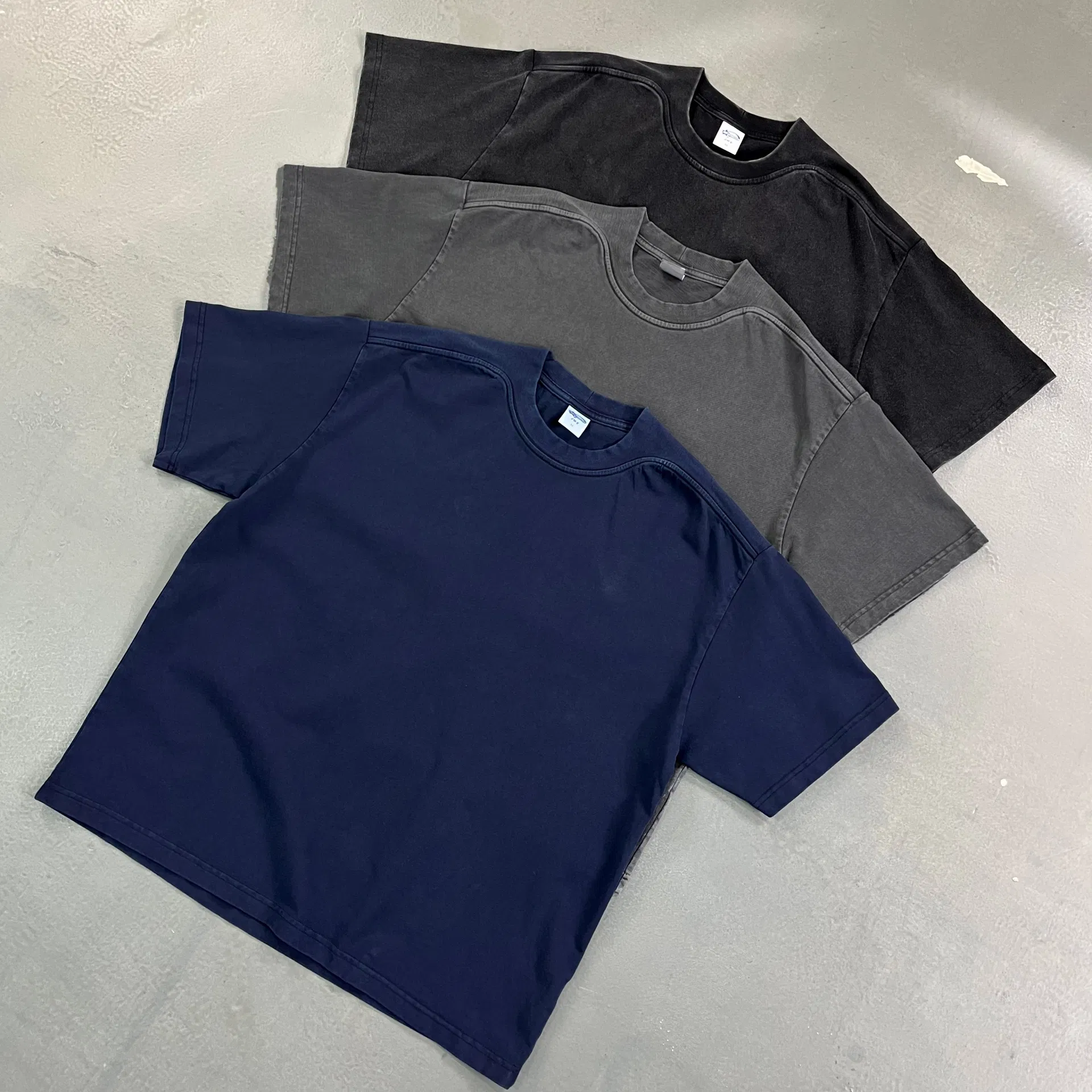 Wholesale Retro Cotton T-Shirt for Custom Brand Logo Merchandise Development Sale