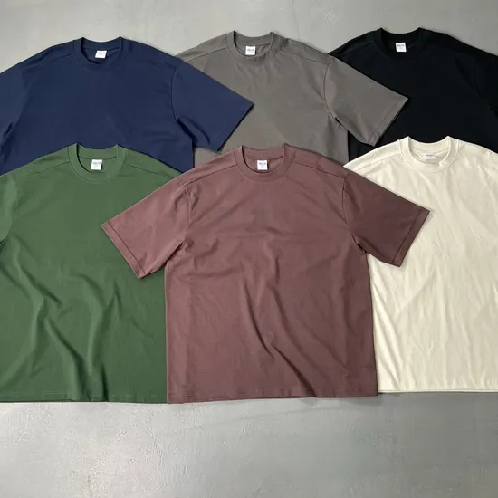 Classic Crew Neck Cotton T-Shirt Allows Small Batch Custom Logo Embroidery and DTG Service